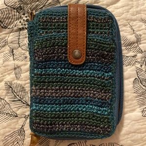 ❌SOLD❌ Woven wallet with leather interior THE SAK